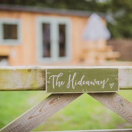 The Hideaway At Hiddenwood Glamping Otel Corsley Dış mekan fotoğraf